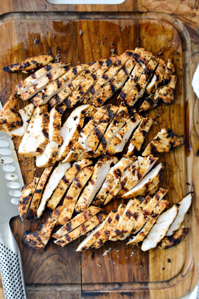 sliced grilled chicken breast 