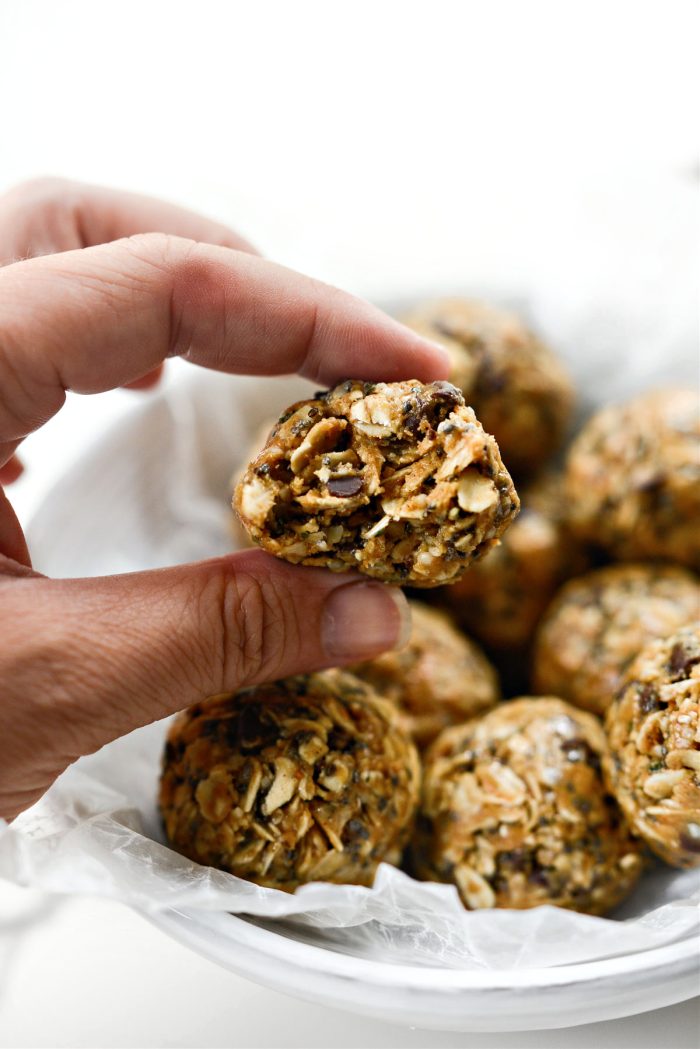 Oatmeal Chocolate Chip Bites