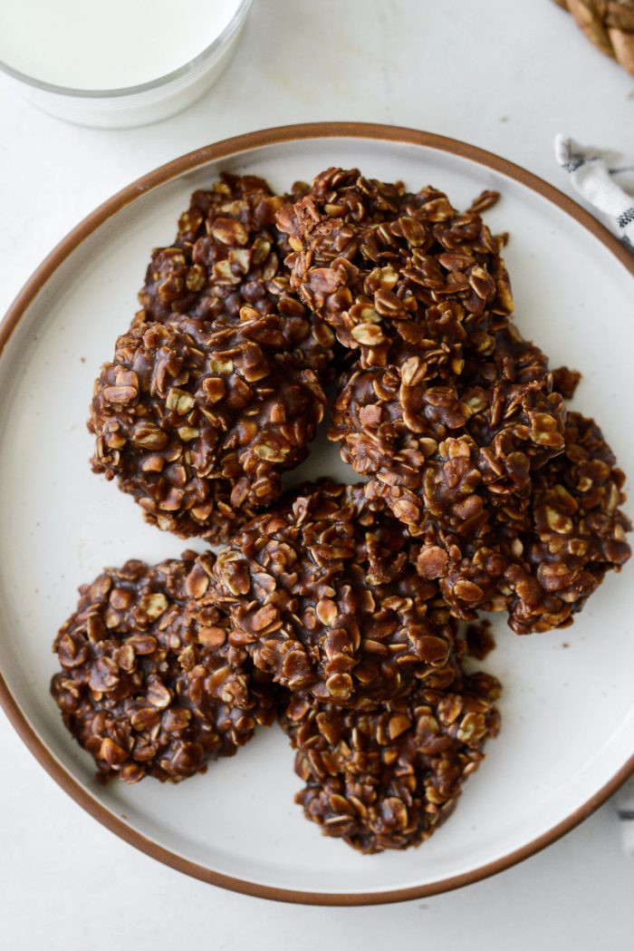 No-Bake Chocolate Oatmeal Cookies