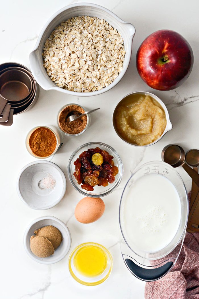 Apple Cinnamon Baked Oatmeal