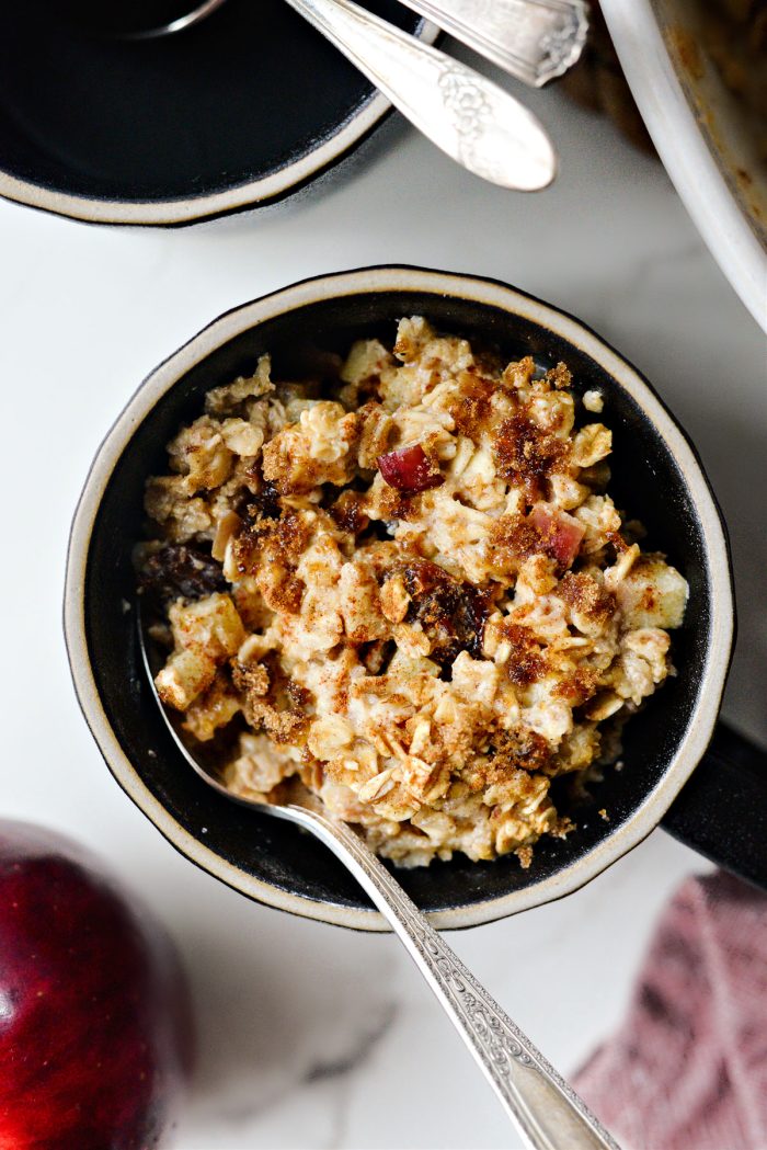 Apple Cinnamon Baked Oatmeal