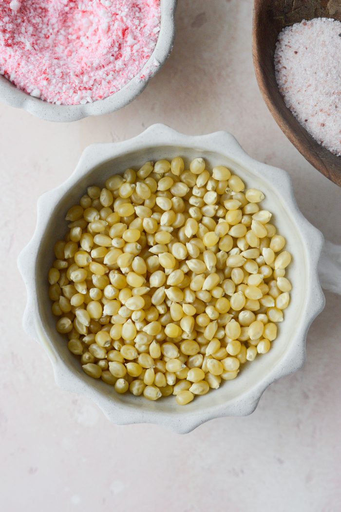 white popcorn kernels