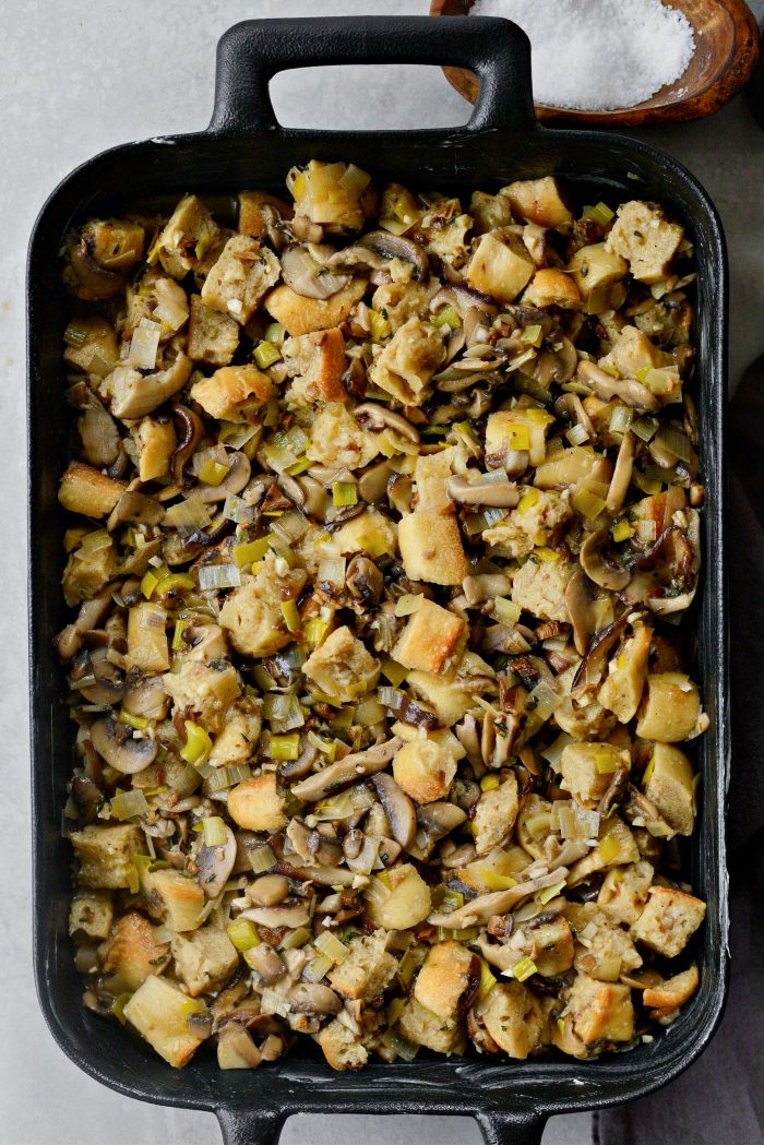 transfer stuffing mixture to prepared pan