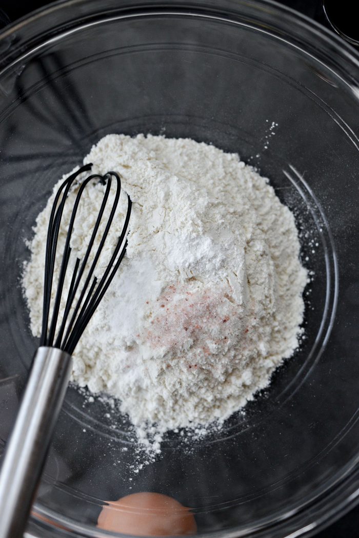 flour, baking powder, baking soda and fine salt in bowl