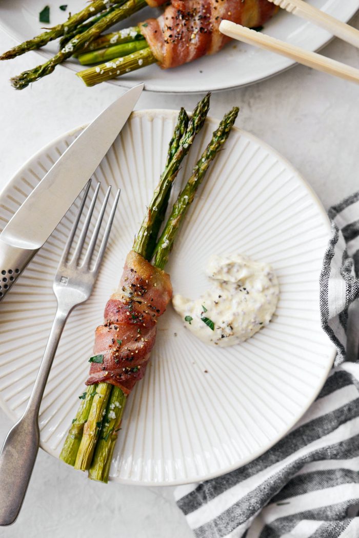 Bacon Wrapped Asparagus Bundles