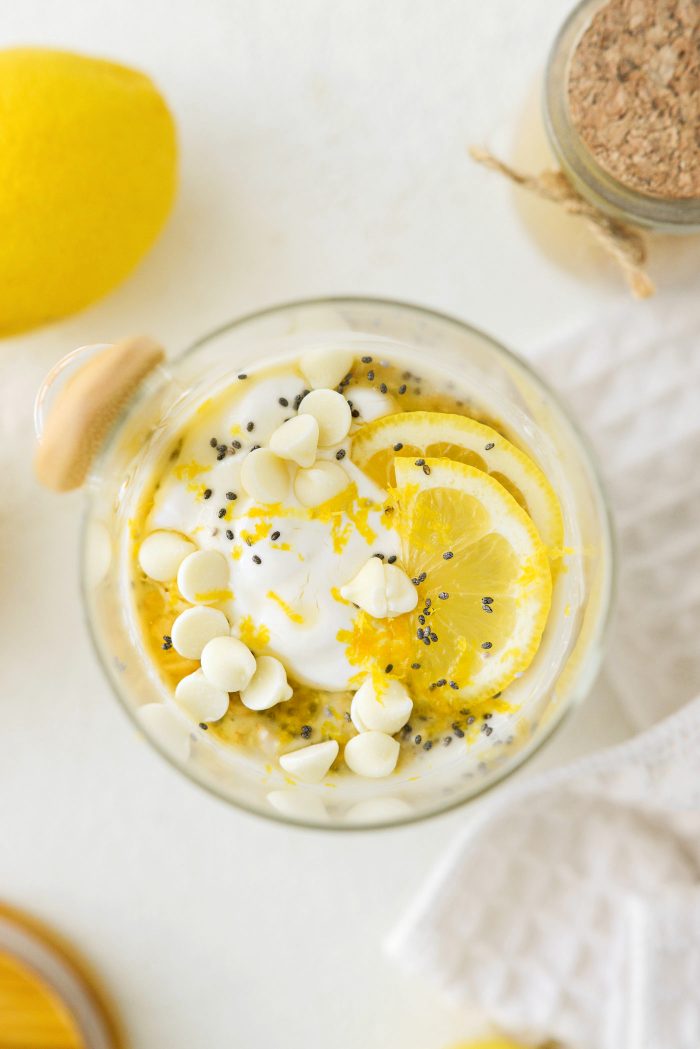 Lemon Cheesecake Overnight Oats