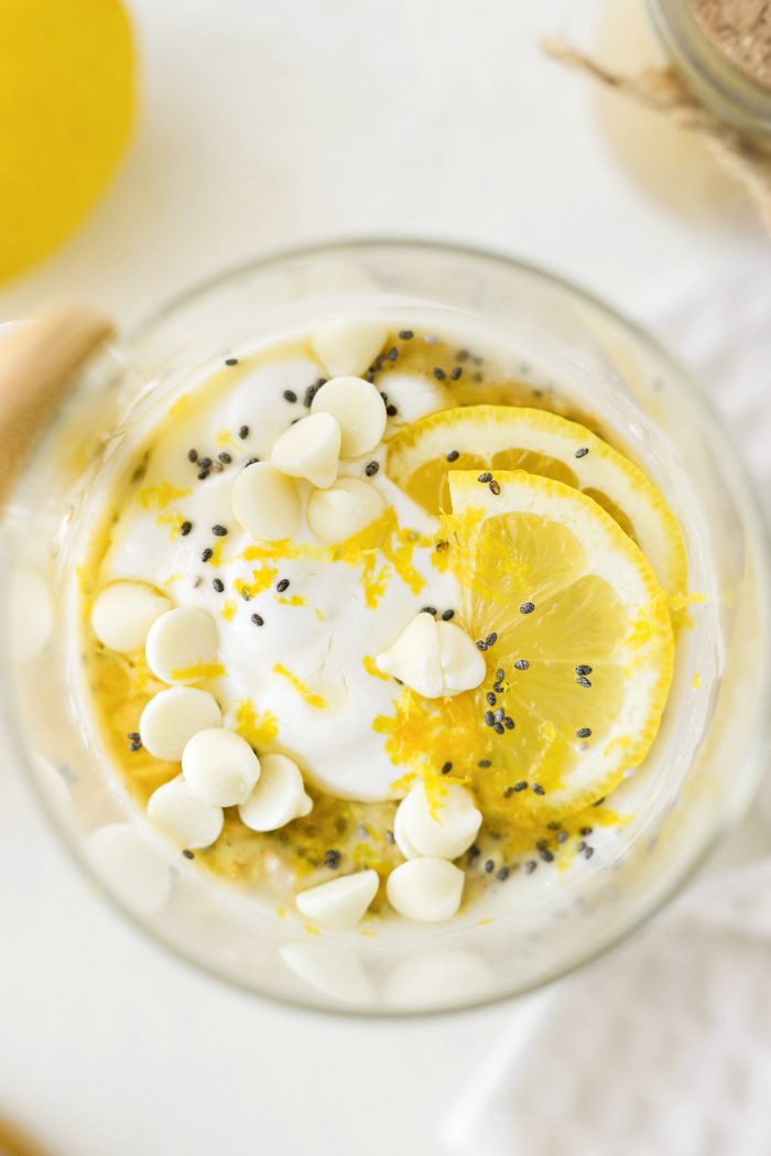 Lemon Cheesecake Overnight Oats