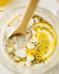 Lemon Cheesecake Overnight Oats