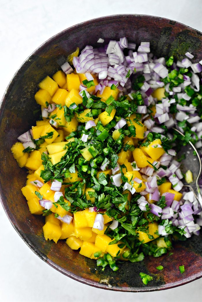 stir mango salsa ingredients