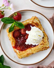 Strawberry Rhubarb Pastry Pies