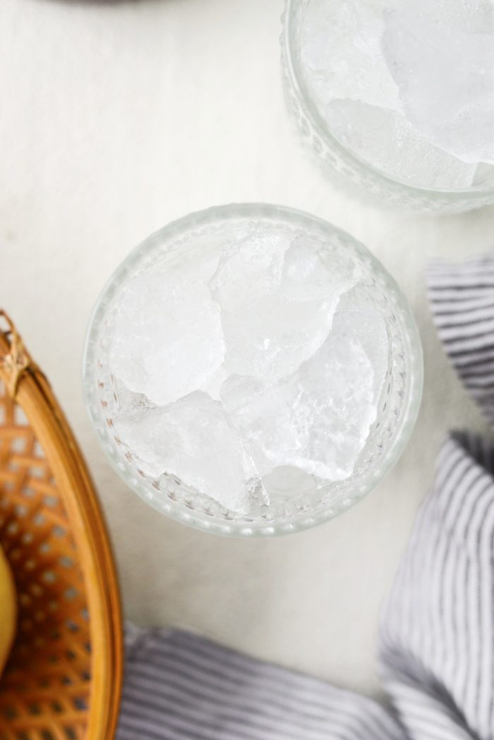 fill glasses with ice