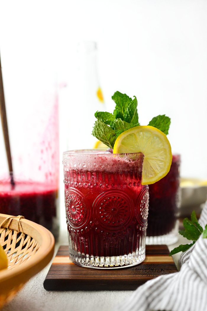 Blueberry Lemon Wine Spritzer
