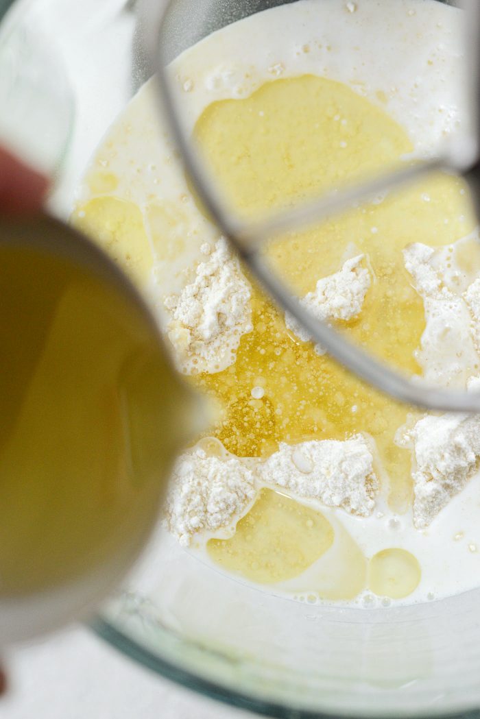 pour in oil