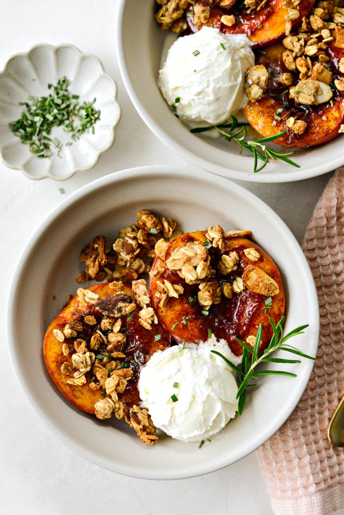 Baked Vanilla Cardamom Nectarines