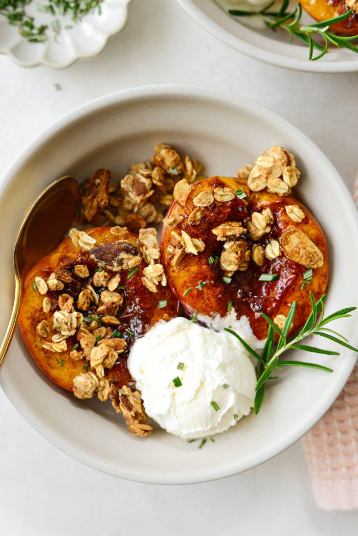 Baked Vanilla Cardamom Nectarines