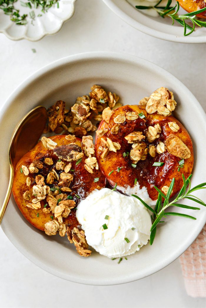 Baked Vanilla Cardamom Nectarines