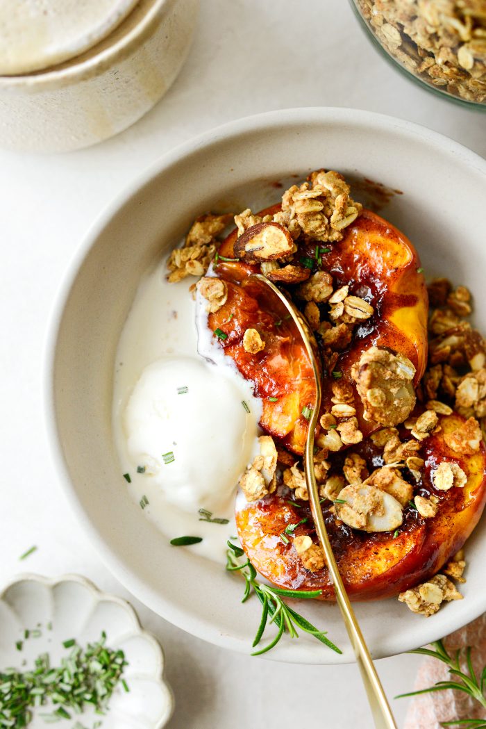 Baked Vanilla Cardamom Nectarines