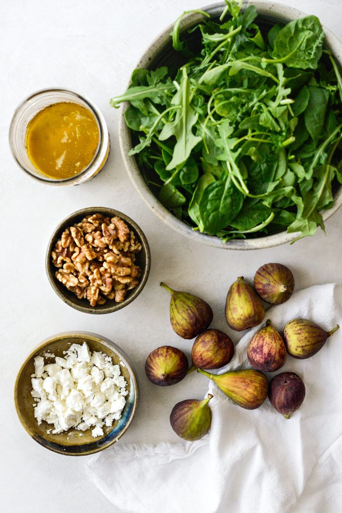 Fig Salad with Goat Cheese and Walnuts ingredients