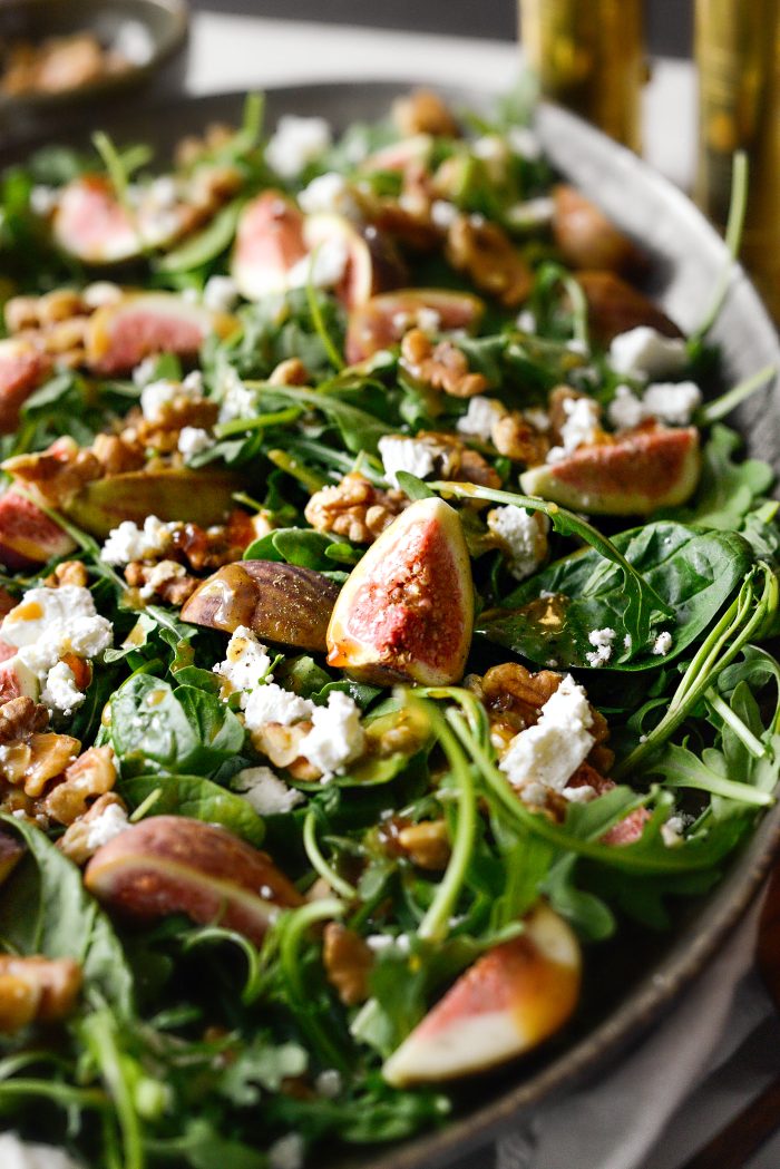 Fig Salad with Goat Cheese and Walnuts