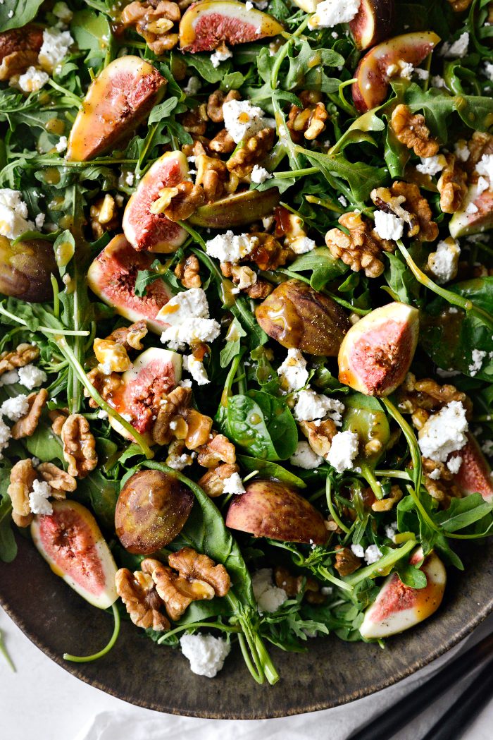 Fig Salad with Goat Cheese and Walnuts