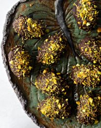 Dubai Stuffed Dates