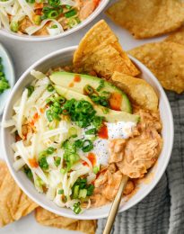 Slow Cooker White Chicken Chili