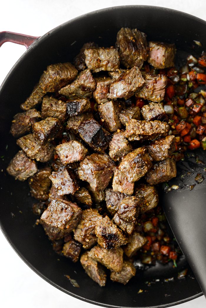 add speared roast to veggie mixture