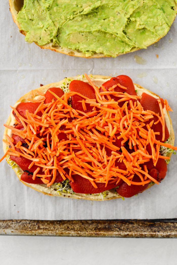 drain carrots and add on top of red peppers