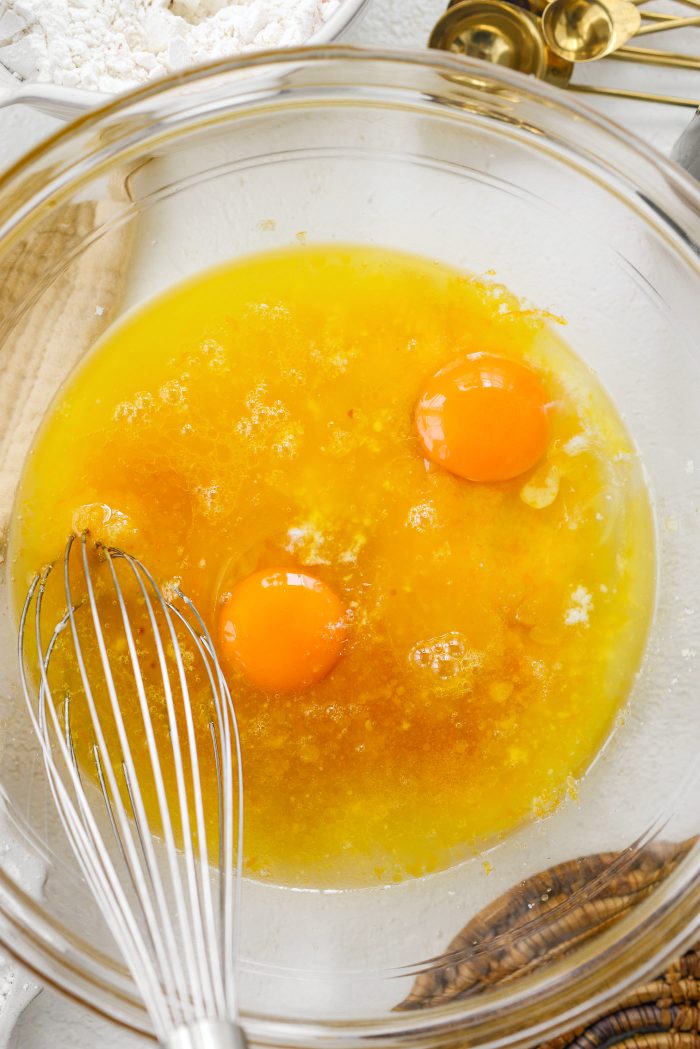 add lemon juice, melted butter, eggs and vanilla