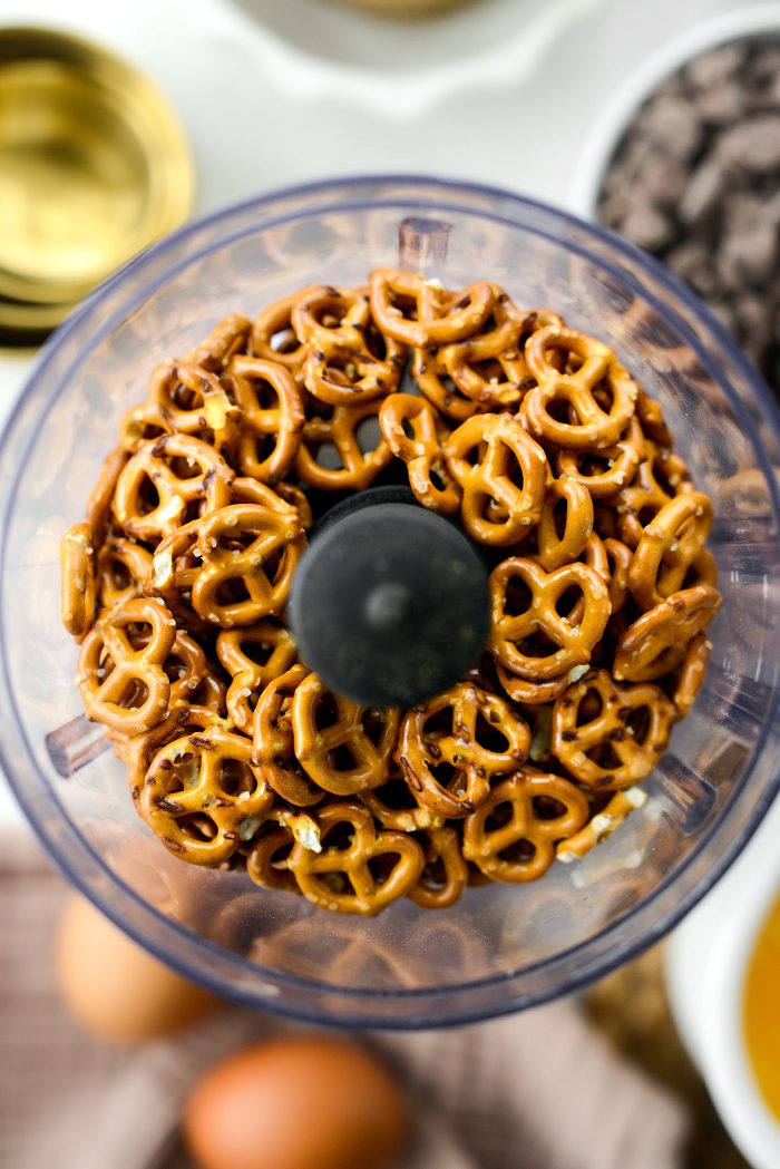 pretzel in mini food processor