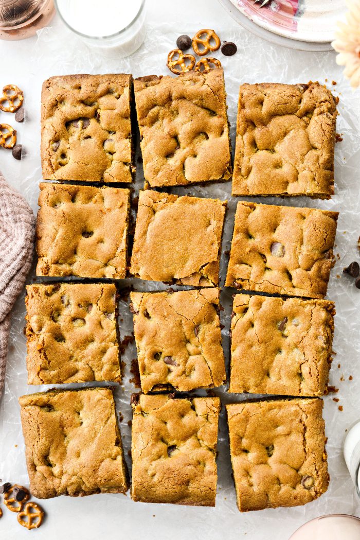 Chocolate Chip Cookie Bars with Salty Pretzel Crust