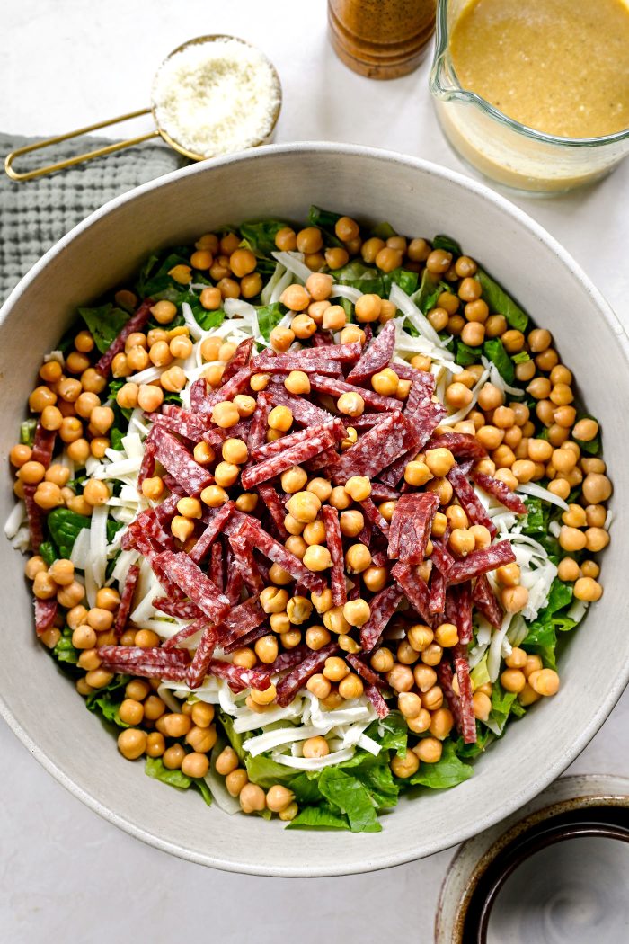 add mozzarella, salami and chickpeas