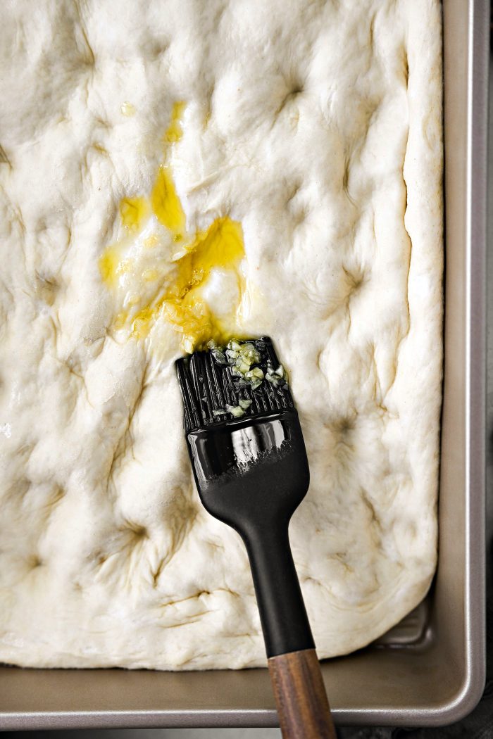 brush with garlic oil