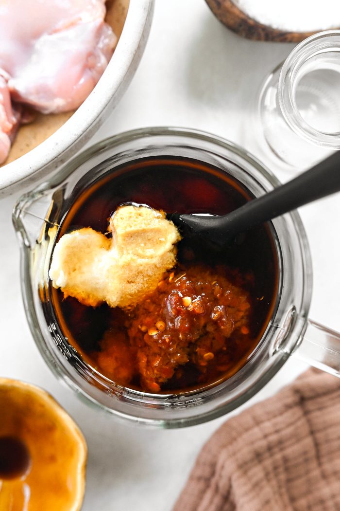 add glaze ingredients into a liquid measuring cup